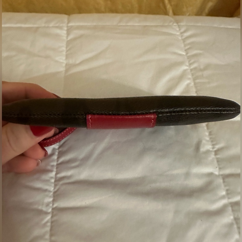 Coach Monogram Corner Zip Wristlet NWOT - Picture 4 of 6
